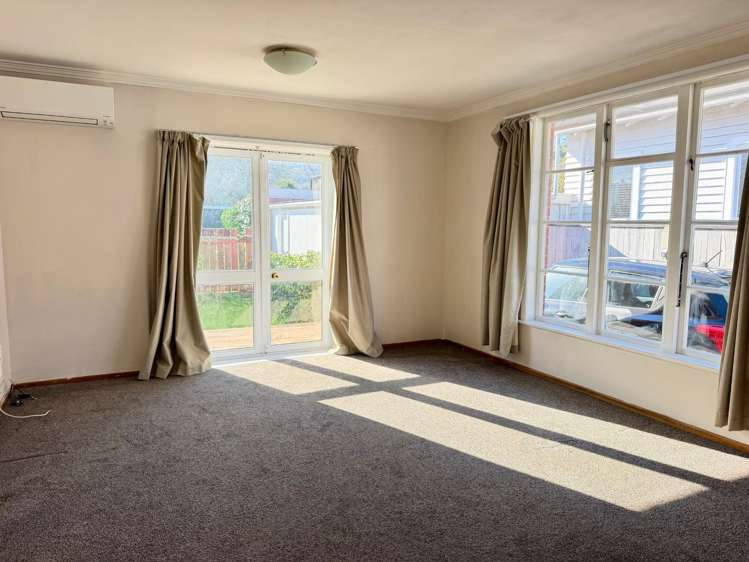  125 Kings Crescent Lower Hutt_4