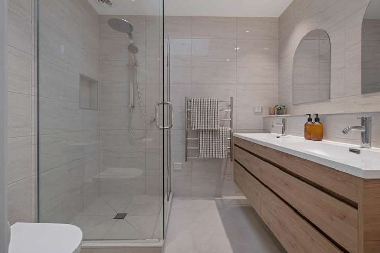 12 Luplau Crescent Cockle Bay_19