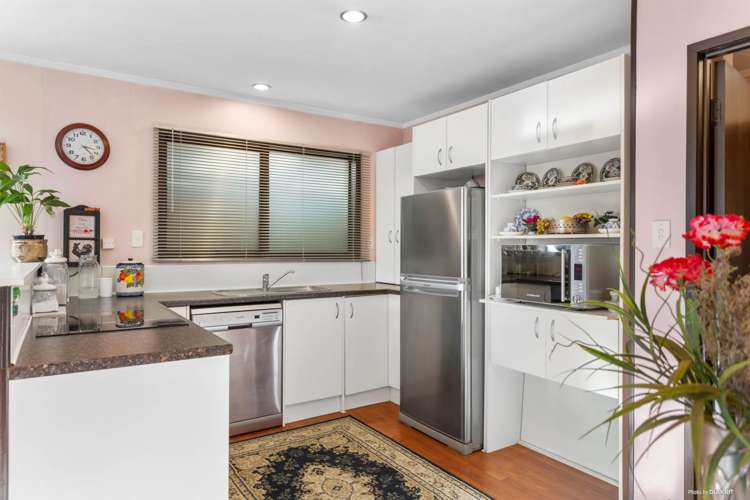 2/11 Thornton Road Milford_3