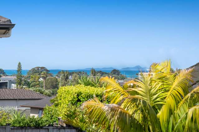 63 Chesterfield Way Orewa_4