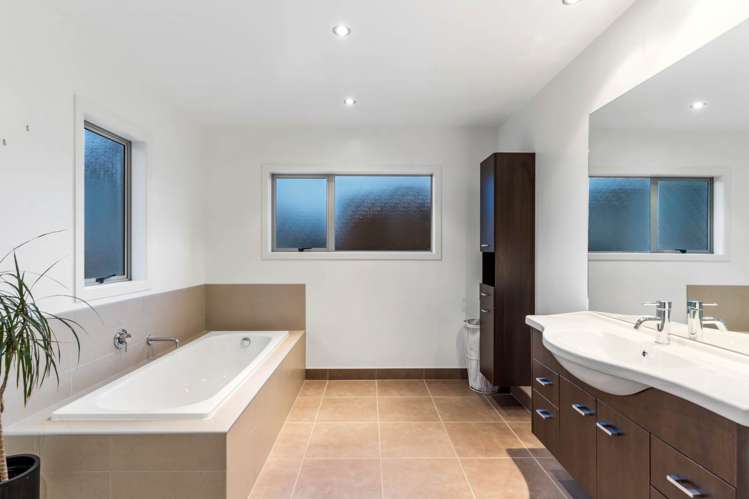 34 Letterkenny Place Blockhouse Bay_14