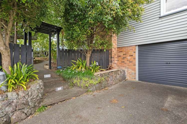 49 Angelo Avenue Howick_16