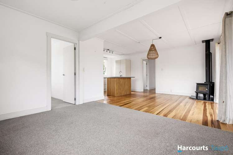 19 Waitahanui Avenue Taupo_12