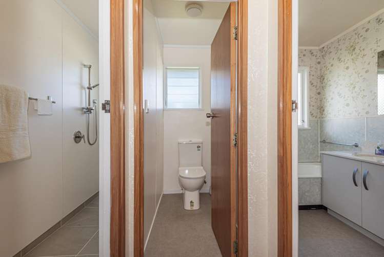 27 Carlton Crescent Kamo_13