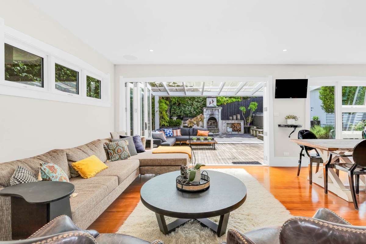 39 Green Lane East_3