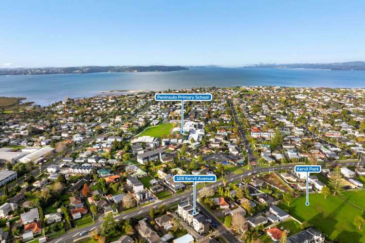 126 Kervil Avenue Te Atatu Peninsula_1