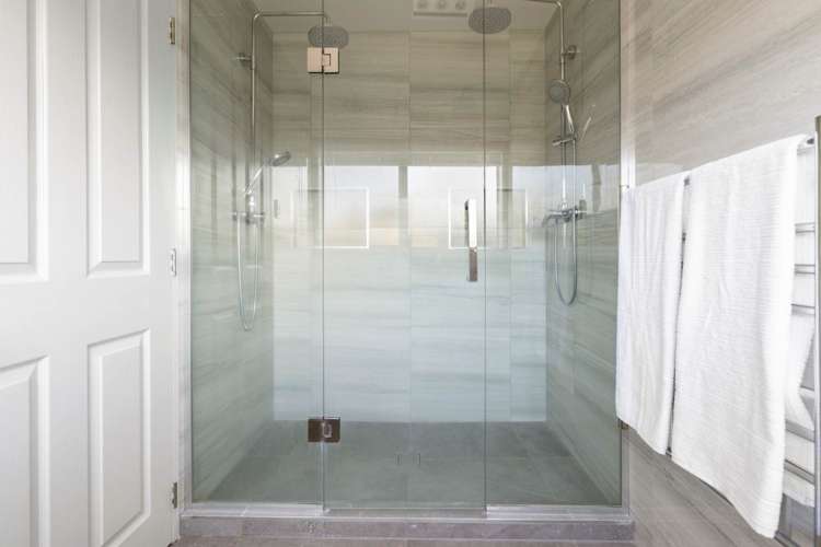 22 Flora Place Wattle Downs_17