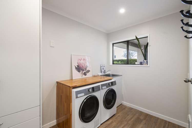 61 Turitea Road Fitzherbert_13