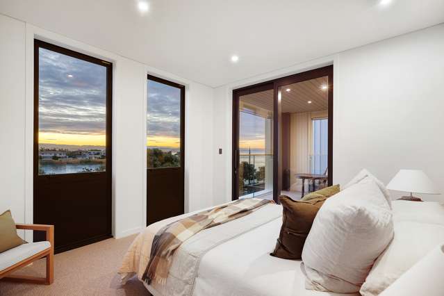 Luxury Waterfront Living in Ahuriri's Best Locale