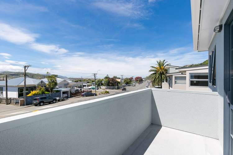 136 Queens Drive Lyall Bay_15