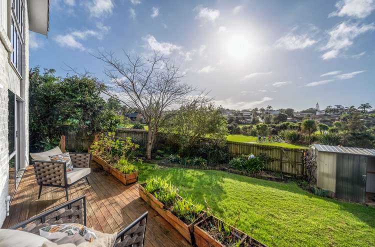 1/30 Curacao Place Half Moon Bay_23