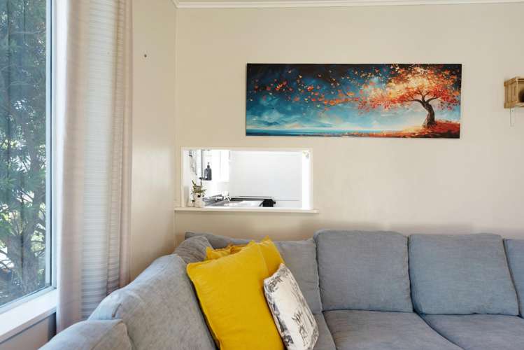 1/19 Yarrow Place Papakowhai_8