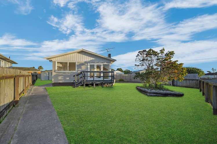 22 President Avenue Papakura_16
