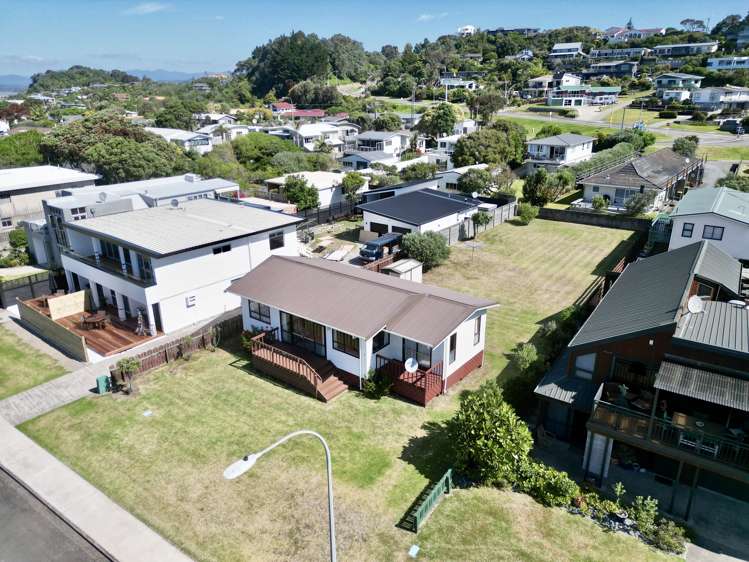 50 Ocean Road Ohope_12