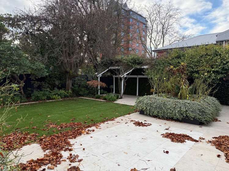 15 Worcester Boulevard City Centre_10