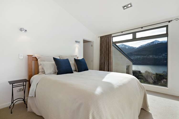 4 Elizabeth Place Kelvin Heights_22