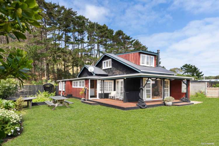 15 Erangi Place Bethells Beach_4