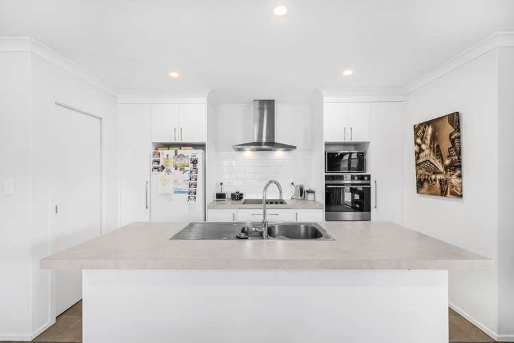 28 Regis Park Drive Pukekohe_5