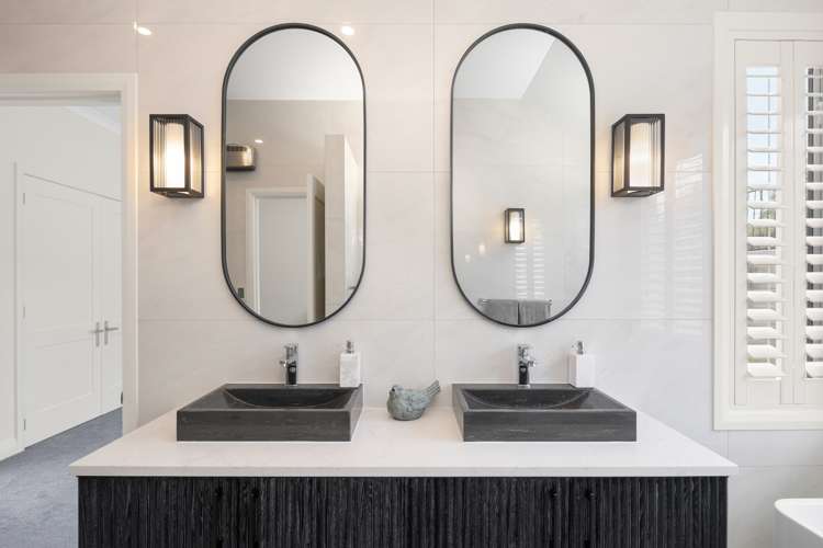 4 Myra Evelyn Grove Dairy Flat_18