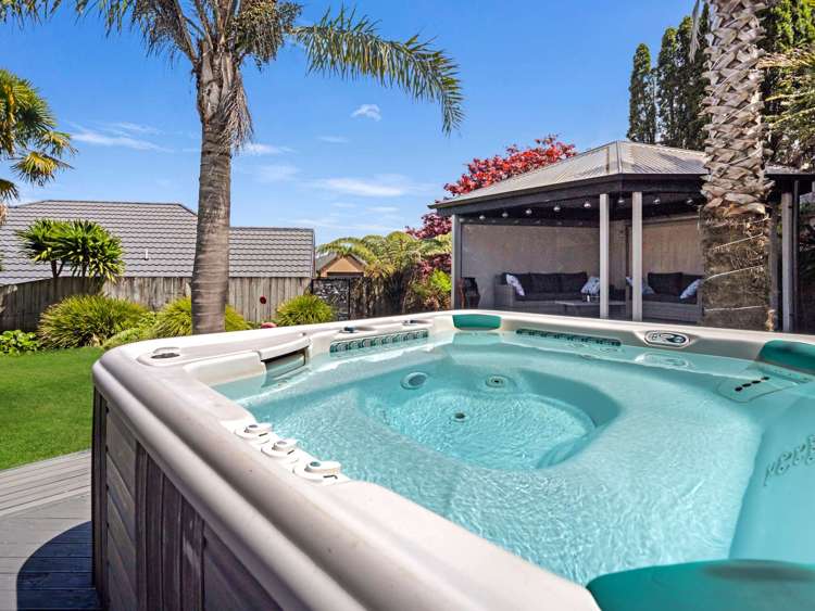 62 Cairns Crescent Rototuna_2