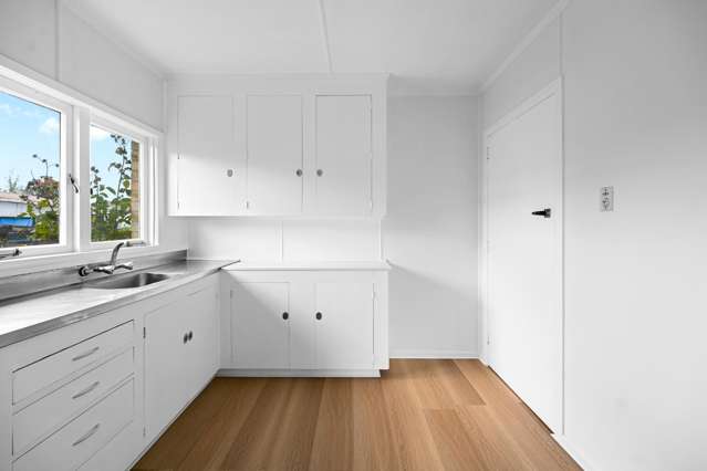 16 Keats Crescent Enderley_4