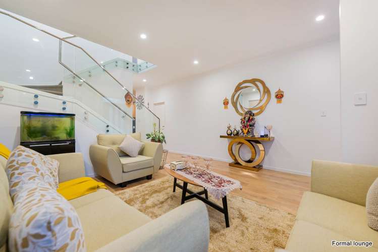 14 Matahae Drive Flat Bush_5