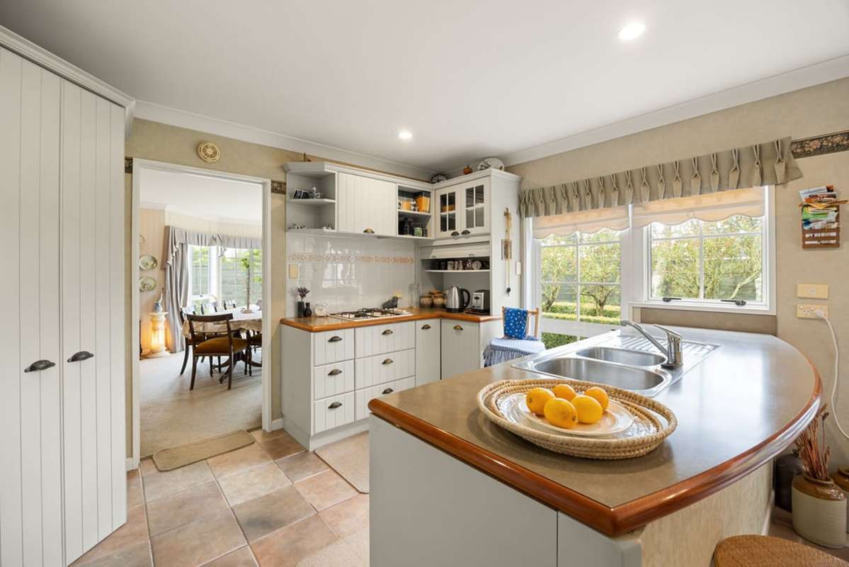 44 Heritage Avenue_4