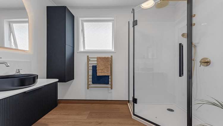 19 Ben Lora Place Mangere East_12