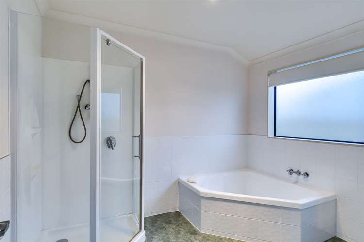 142a Gloucester Street Taradale_9