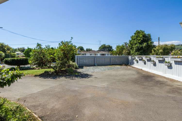 6 Lemari Avenue Stoke_7