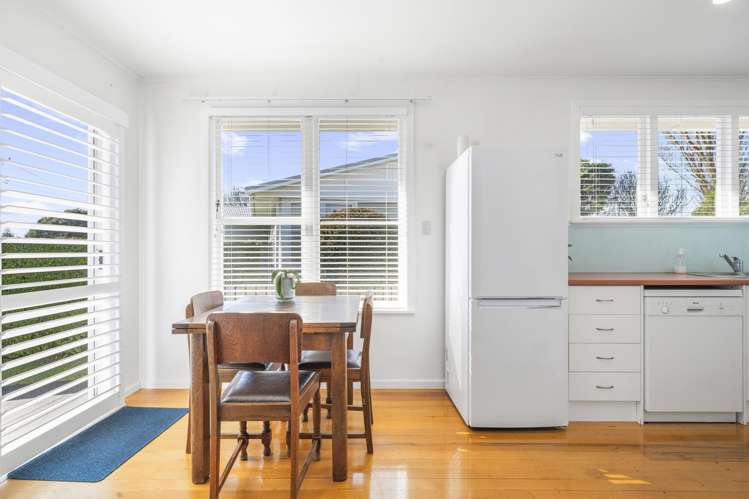7 Koru Street Mangere Bridge_26