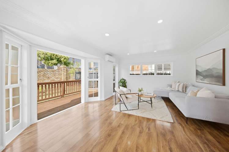 1/6 Plane Street Avondale_2