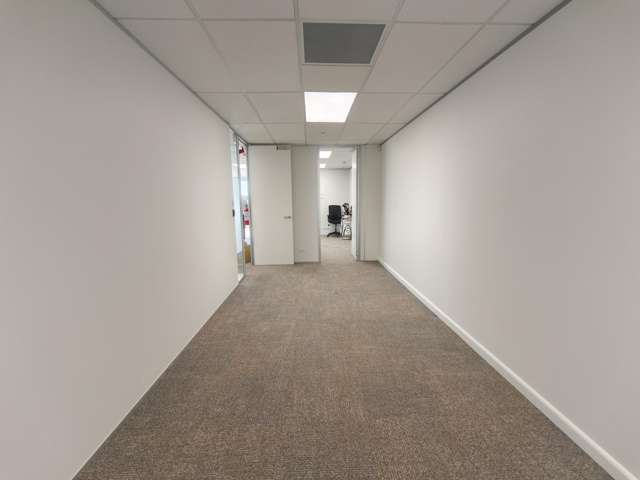 Part level 3/159 Hurstmere Road Takapuna Industrial_4