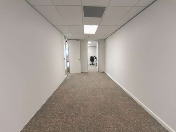 Part level 3/159 Hurstmere Road Takapuna Industrial_4