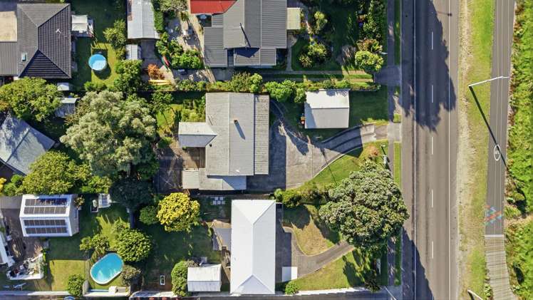 684 Papamoa Beach Road Papamoa Beach_23