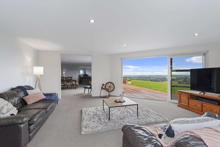 219 Davis Road Cust_11