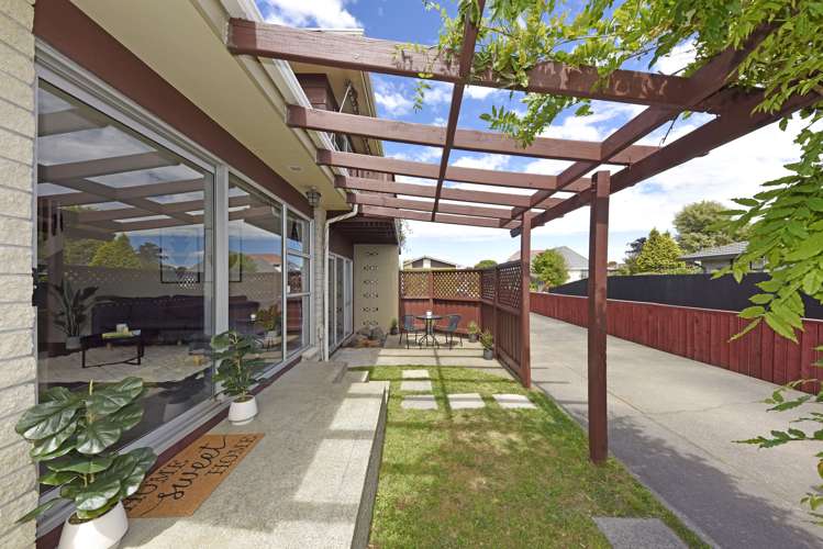 8b Wyatt Place Russley_14