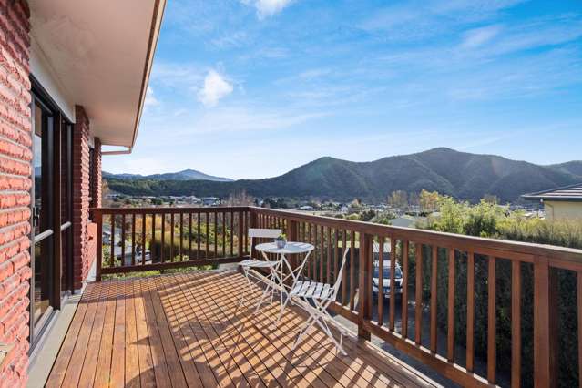 6 Moana View Road Waikawa_1