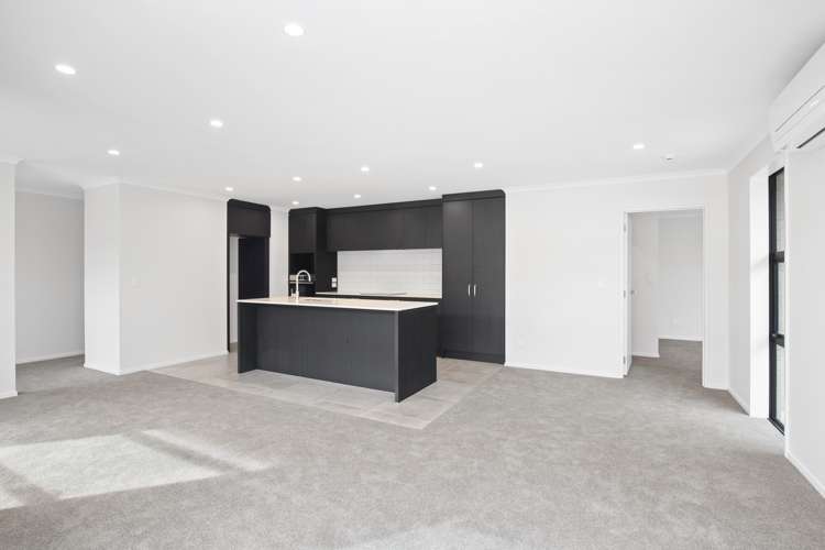 16 Paapaka Way Waiuku_3