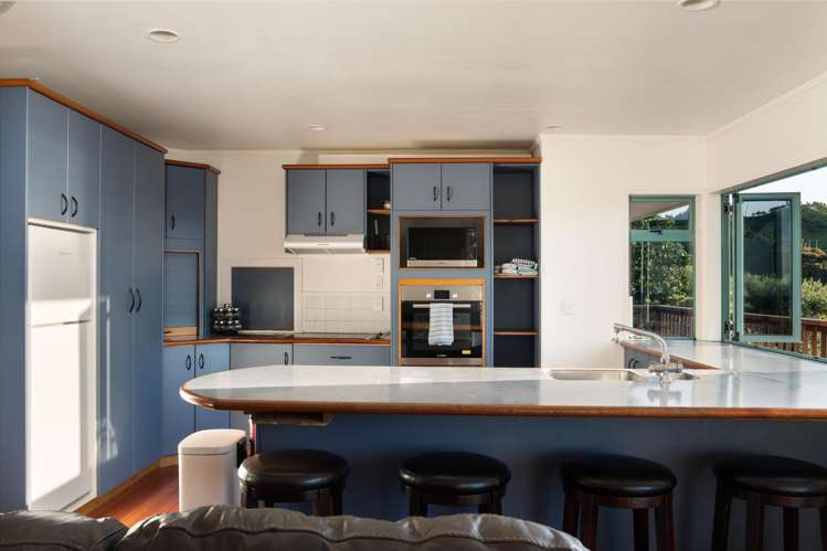 36 Sirrah Street Okitu_11