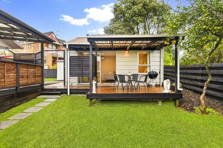 12 Aspiring Avenue Clover Park_12