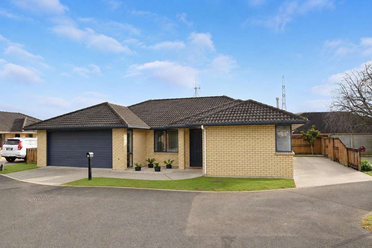7 Kingroyal Lane_0