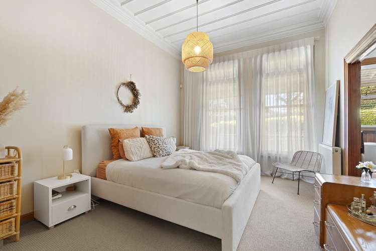 62 Gilbert Street New Plymouth_11