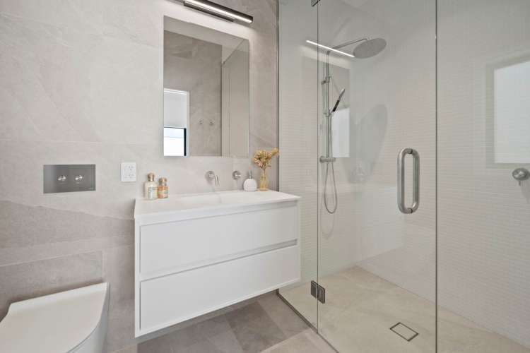 1/1 & 2/1 Dromorne Road Remuera_10