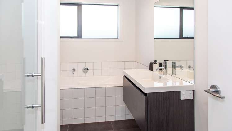 5 Bannister Street Jacks Point_13