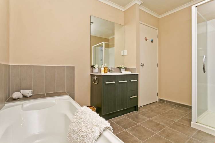 7 Sonoma Crescent Oteha_12