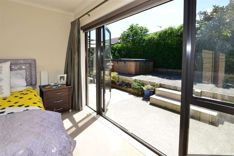 31 Seamount Drive Red Beach_12