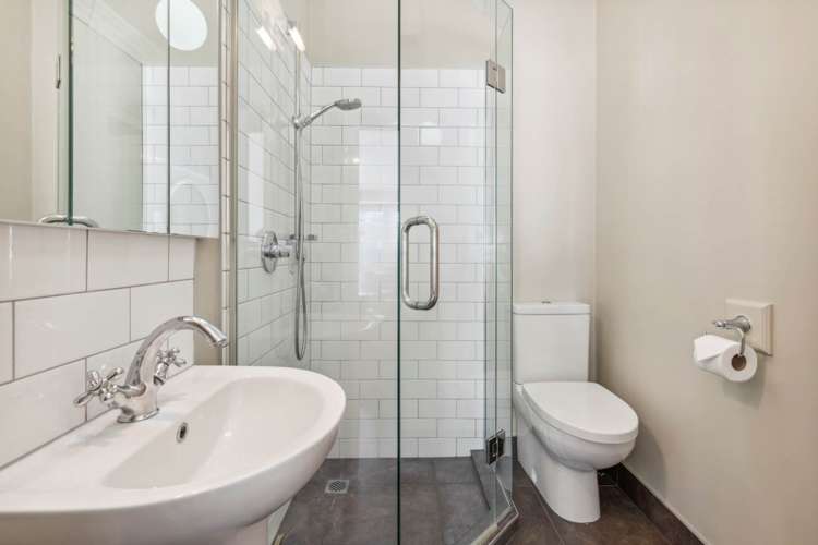 6F/5 Parliament Street City Centre_19