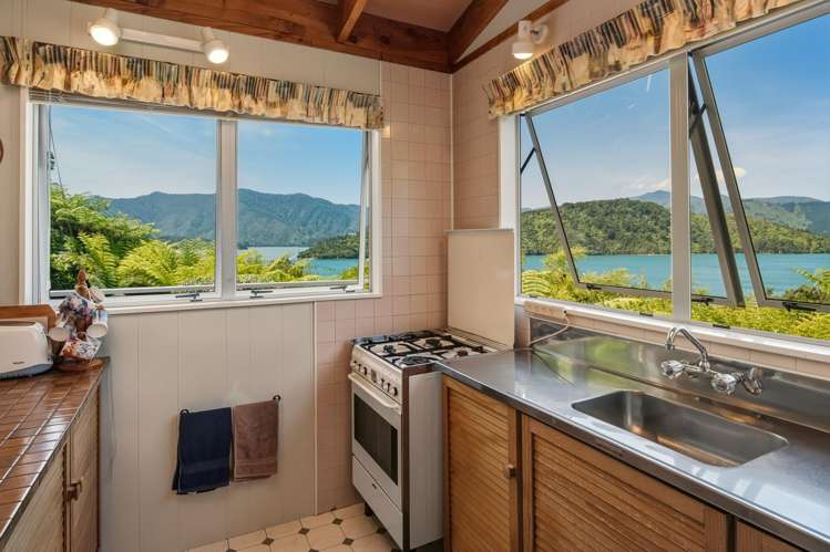 2667 Kenepuru Road Marlborough Sounds_3