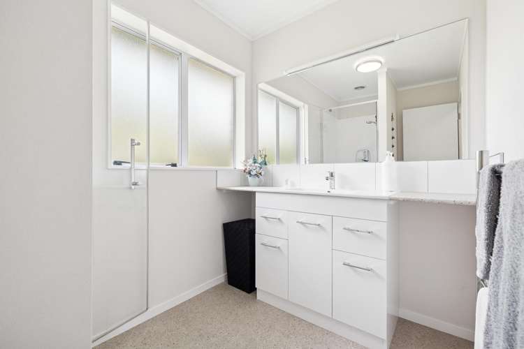 9B Edinburgh Street Pukekohe_12